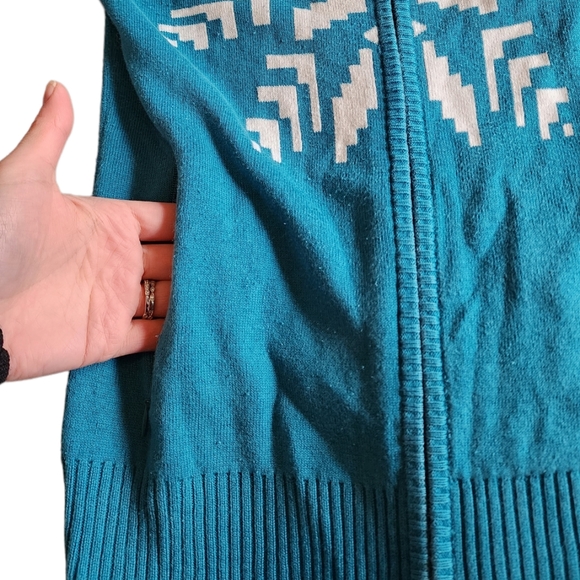 Athleta Vintage Doubleway Zip-Up Teal White Snowflake Sweater - Picture 4 of 8